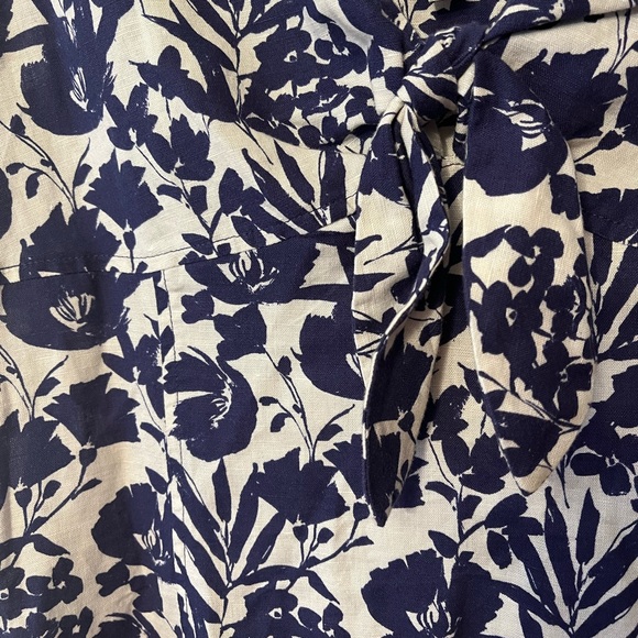 Kew 159 Cream & Navy Floral Dress Pockets - Picture 3 of 6
